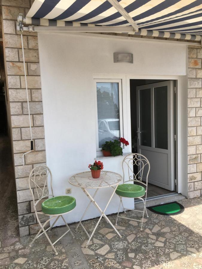 Studio Apartman Jojo Apartman Zengg Kültér fotó