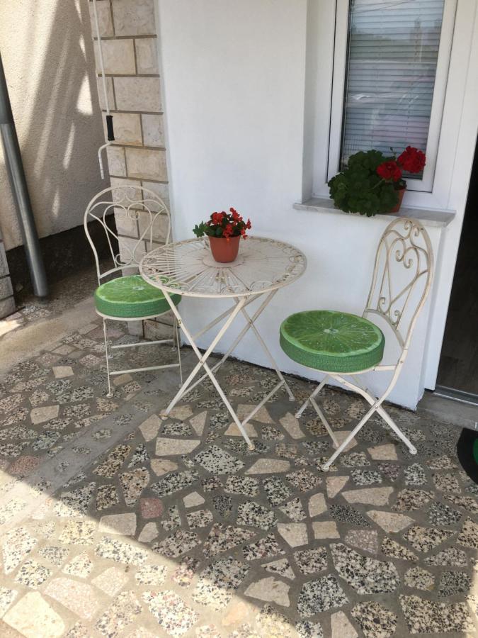 Studio Apartman Jojo Apartman Zengg Kültér fotó